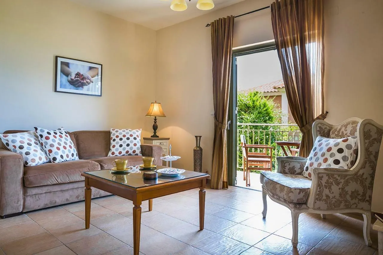 Thelxis Villa Lourdata